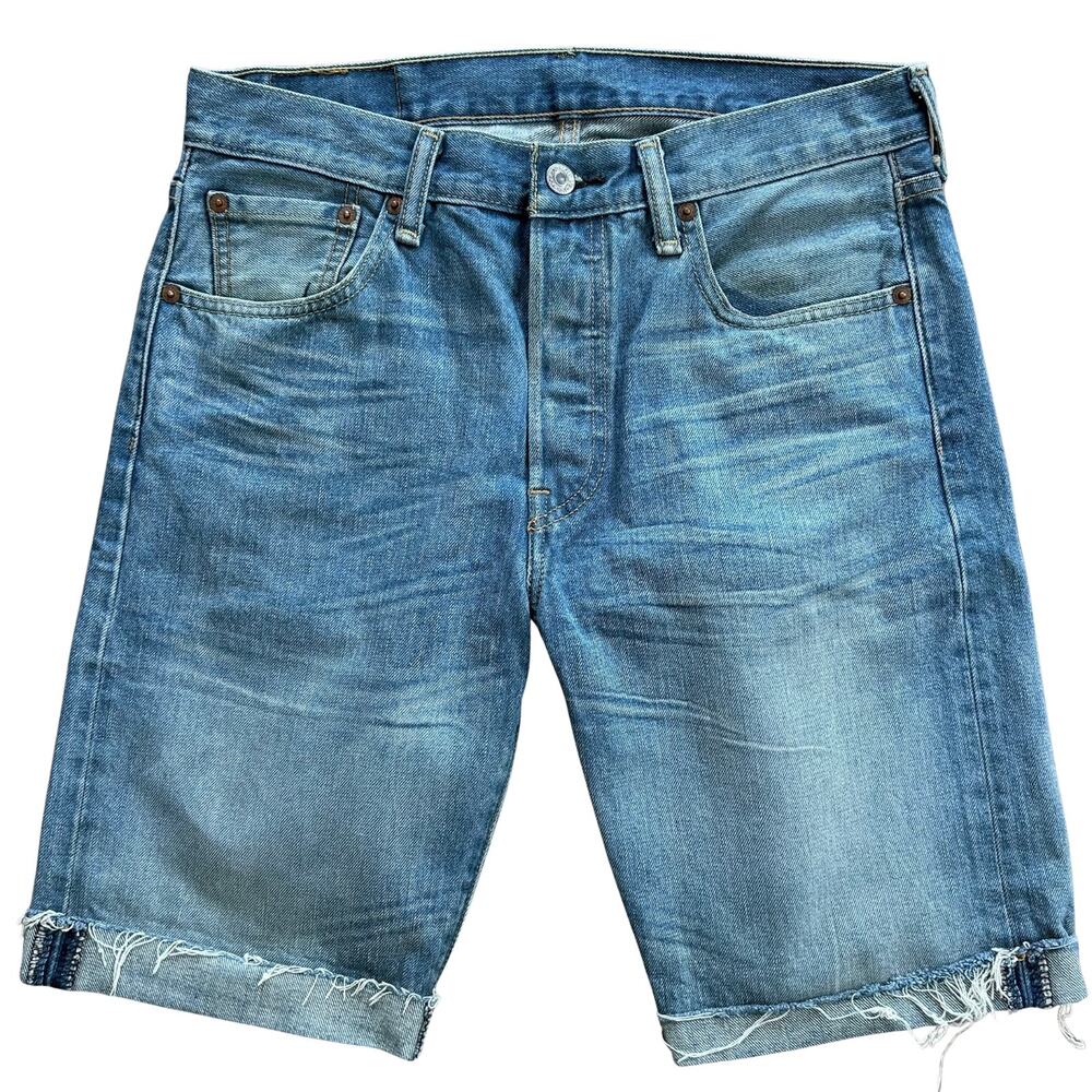 Levi's 501 Cutoff Denim Shorts Button Fly Distressed Raw Hem W30 Medium Wash